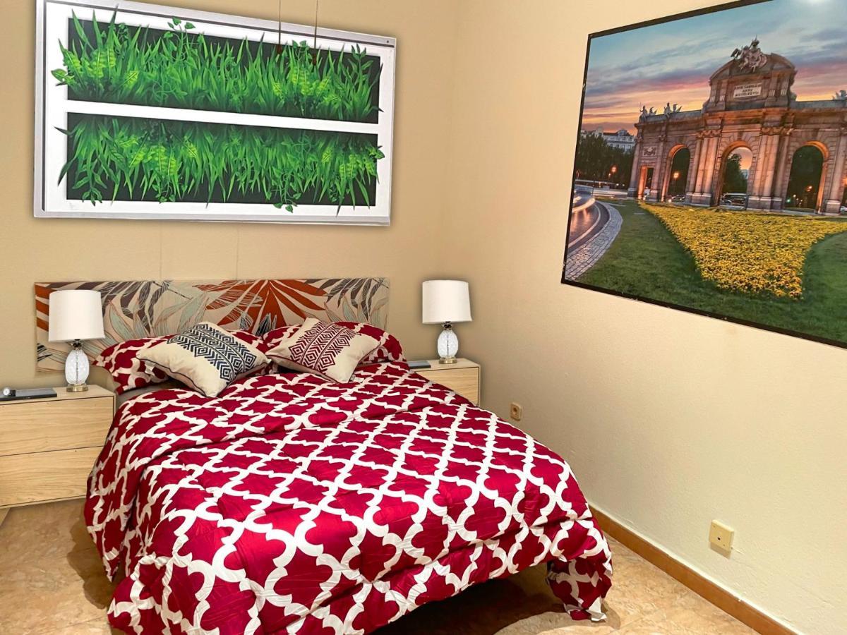 Bed and Breakfast Sol Montera & Parking Tph Madrid Exteriér fotografie